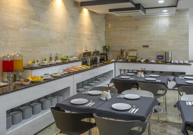 Imagen del bar/restaurante del Hotel Iveria Inn Tbilisi. Foto 5