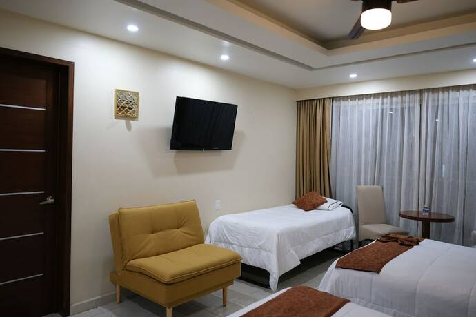 Imagen general del Hotel Ivissa. Foto 5