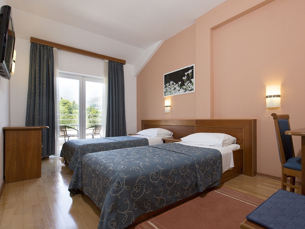 Imagen de la habitación del Hotel Ivka. Foto 5