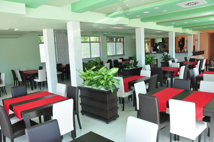 Imagen del bar/restaurante del Hotel Ivona Medjugorje. Foto 4