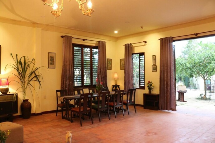 Imagen de la habitación del Hotel Ivory Falls Villa. Foto 13