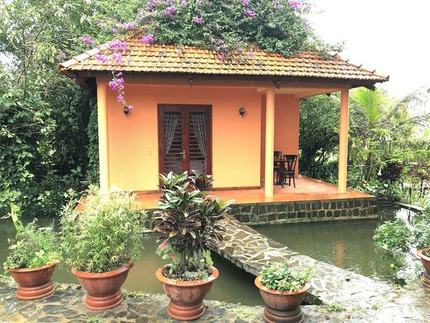 Imagen de la habitación del Hotel Ivory Falls Villa. Foto 30