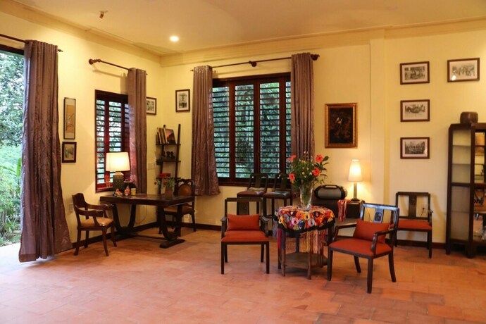 Imagen de los interiores del Hotel Ivory Falls Villa. Foto 40