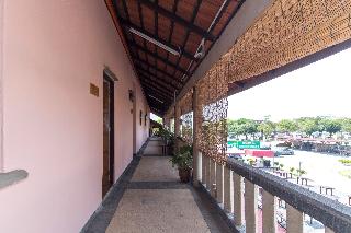 Imagen general del Hotel Ivory Hotel Resort. Foto 5