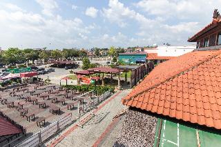 Imagen general del Hotel Ivory Hotel Resort. Foto 6