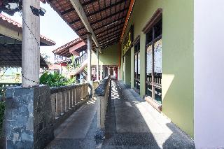 Imagen general del Hotel Ivory Hotel Resort. Foto 7