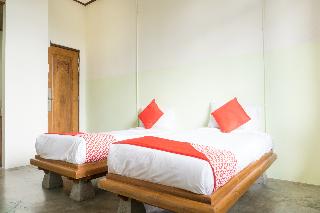 Imagen general del Hotel Ivory Hotel Resort. Foto 13