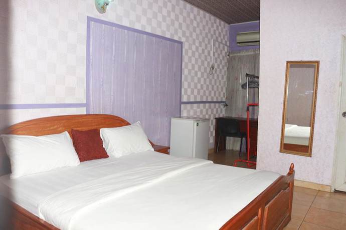 Imagen de la habitación del Hotel Ivory Place. Foto 5