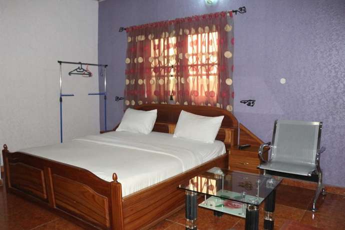Imagen de la habitación del Hotel Ivory Place. Foto 6
