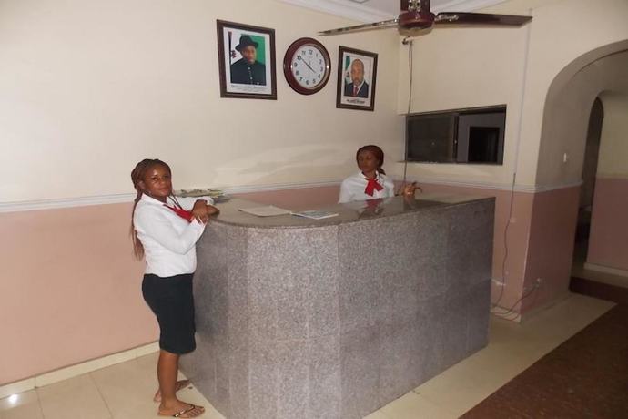 Imagen de los interiores del Hotel Ivory Place. Foto 12