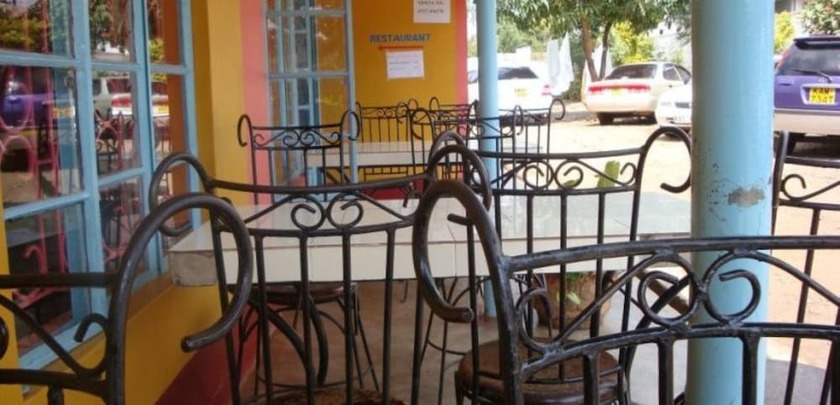 Imagen del bar/restaurante del Hotel Ivory Resort. Foto 8