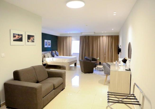 Imagen de la habitación del Hotel Ivotel Abidjan. Foto 4