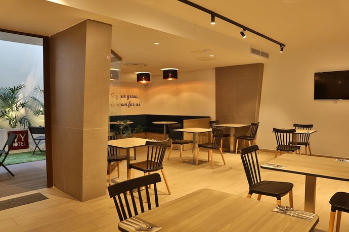 Imagen del bar/restaurante del Hotel Ivy - Adults Only. Foto 6