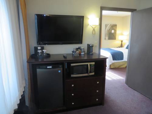 Imagen de la habitación del Hotel Ivy Court Inn and Suites. Foto 8