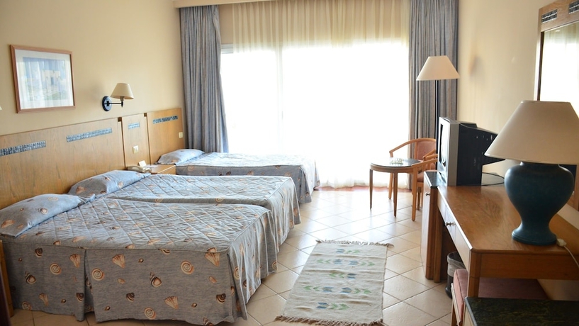Imagen de la habitación del Hotel Ivy Cyrene Island Aqua Park Resort. Foto 8