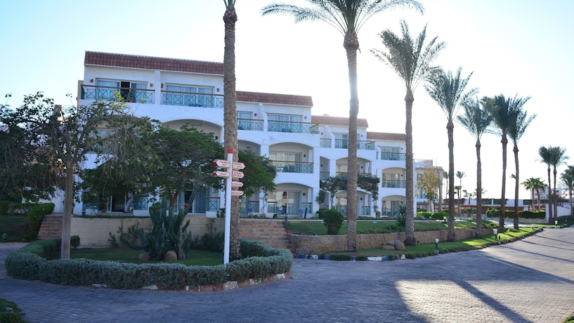 Imagen general del Hotel Ivy Cyrene Island Aqua Park Resort. Foto 2