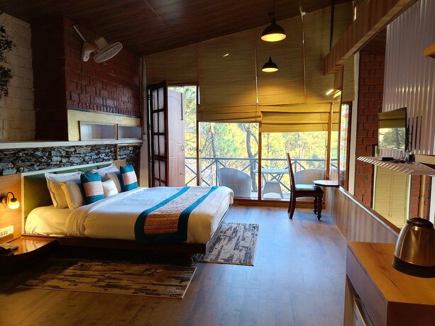 Imagen de la habitación del Hotel Ivy Green Resort. Foto 16