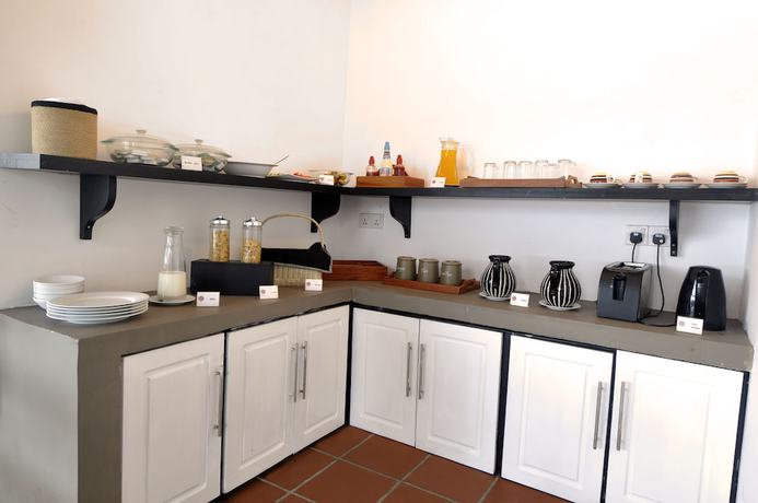 Imagen del bar/restaurante del Hotel Ivy Lane Colombo. Foto 7