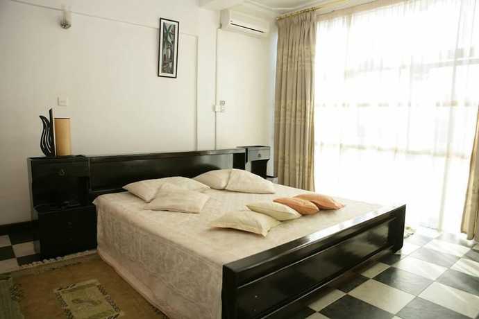 Imagen de la habitación del Hotel Ivys. Foto 13