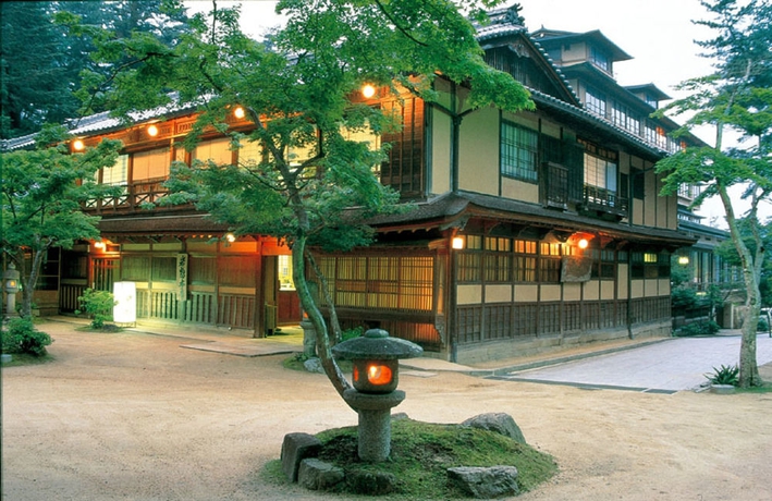 Imagen de los exteriores del Hotel Iwaso. Foto 5