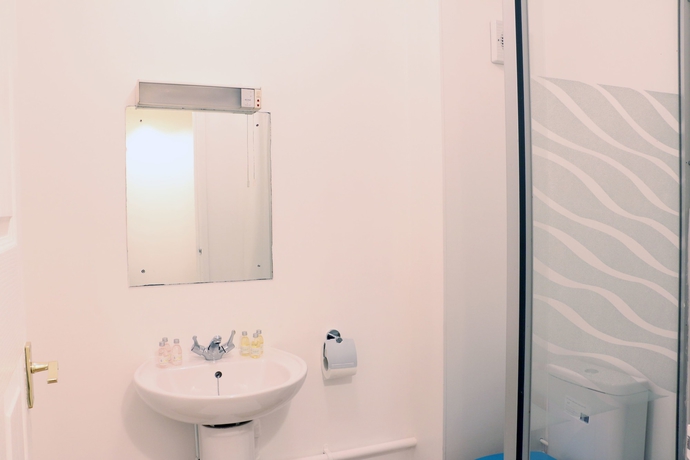 Imagen de la habitación del Hotel Iway Inn. Foto 14