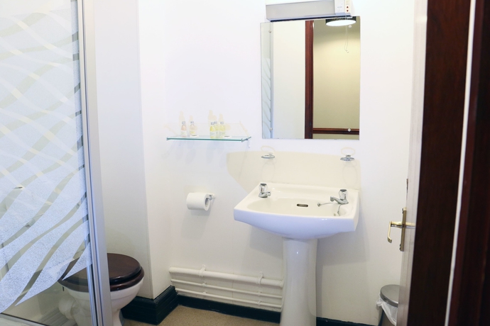 Imagen de la habitación del Hotel Iway Inn. Foto 16