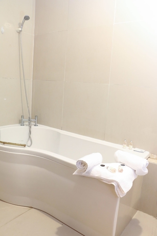 Imagen de la habitación del Hotel Iway Inn. Foto 18