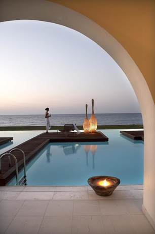 Imagen de los exteriores del Hotel Ixian All Suites By Sentido - Adults Only. Foto 8