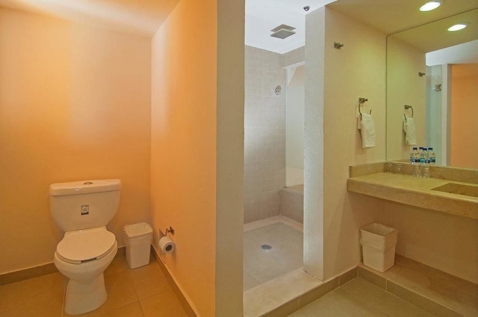 Imagen de la habitación del Hotel Ixzi Plus and Villas. Foto 6