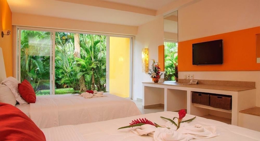 Imagen de la habitación del Hotel Ixzi Plus and Villas. Foto 12