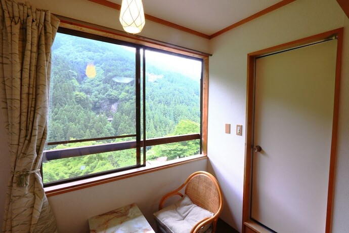 Imagen general del Hotel Iyanoyado Kazuraya. Foto 1