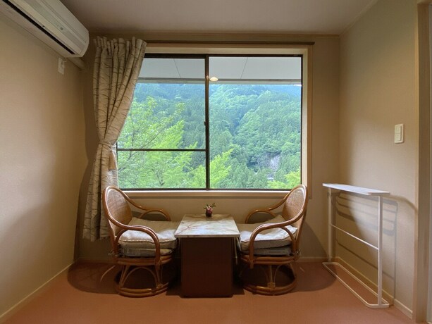 Imagen de la habitación del Hotel Iyanoyado Kazuraya. Foto 34