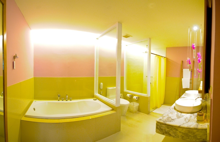 Imagen de la habitación del Hotel Iyara Beach & Plaza. Foto 10