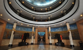 Imagen de los interiores del Hotel Iyara Lake and Resort. Foto 10