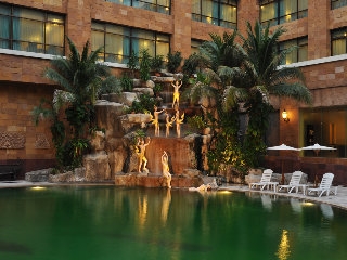 Imagen de los interiores del Hotel Iyara Lake and Resort. Foto 11