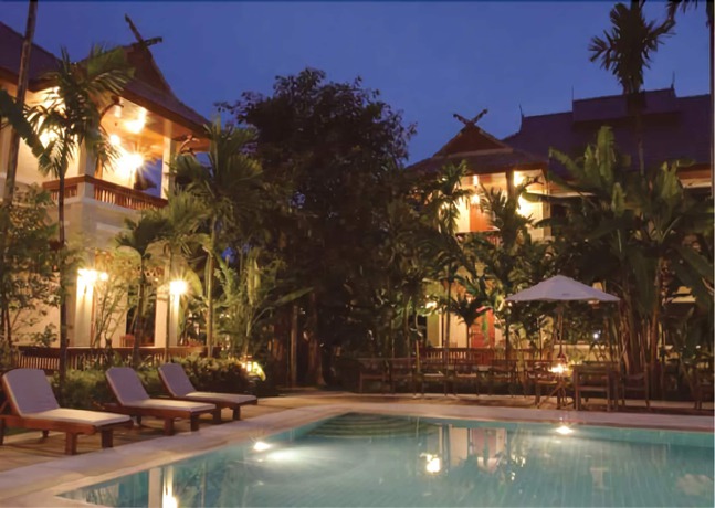 Imagen de la piscina del Hotel Iyarin Tara Resort. Foto 9