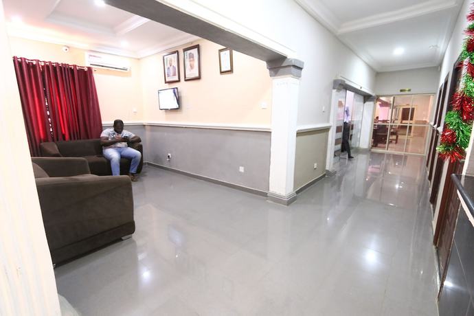 Imagen de los interiores del Hotel Iyore Grand Hotel and Suites 2. Foto 11