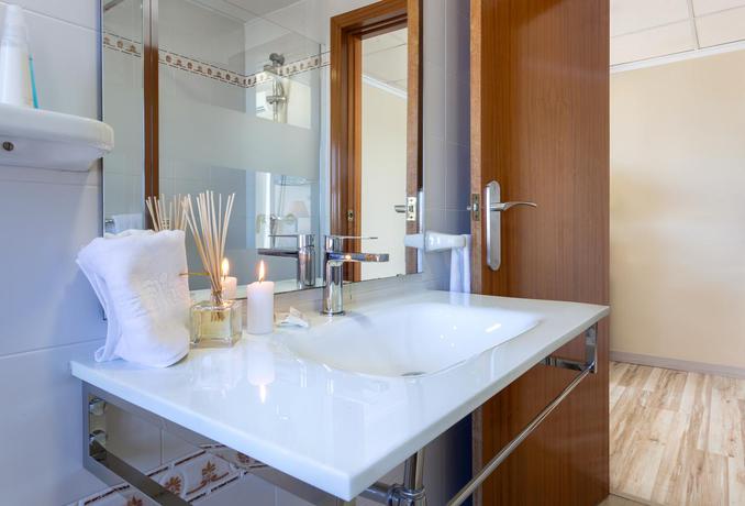 Imagen general del Hotel Izán Cavanna. Foto 7