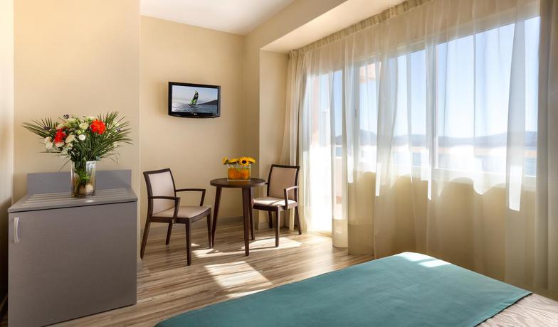 Imagen general del Hotel Izán Cavanna. Foto 12