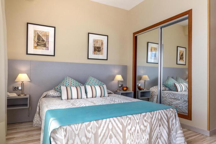 Imagen de la habitación del Hotel Izán Cavanna. Foto 21