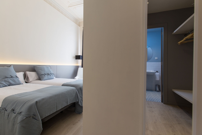 Imagen de la habitación del Hotel Izaila Plaza Catalunya. Foto 4