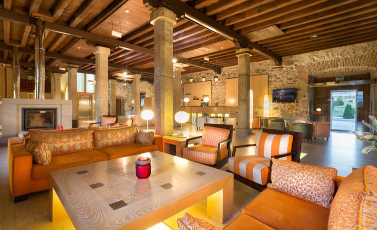 Imagen de los interiores del Hotel Izan Puerta de Gredos. Foto 10