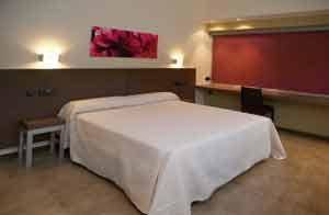 Imagen de la habitación del Hotel Izelai. Foto 10