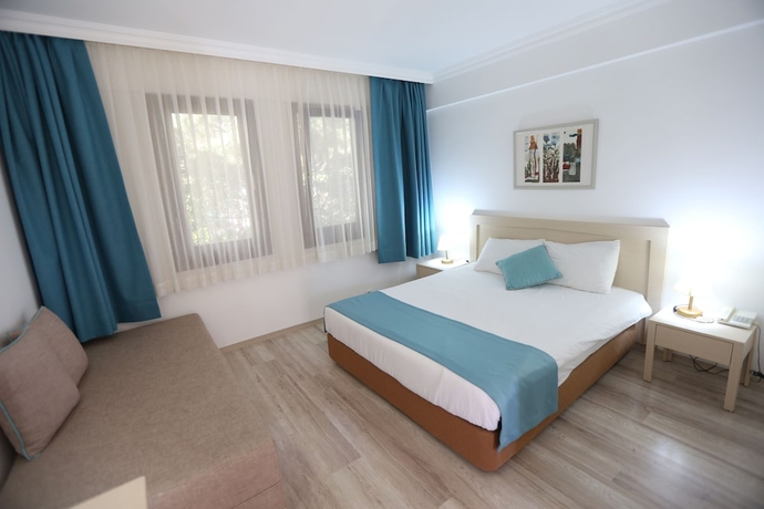 Imagen de la habitación del Hotel Izer Beach Club - All Inclusive. Foto 2