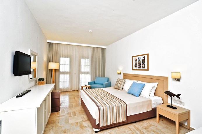 Imagen de la habitación del Hotel Izer Beach Club - All Inclusive. Foto 4