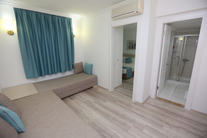 Imagen de la habitación del Hotel Izer Beach Club - All Inclusive. Foto 8