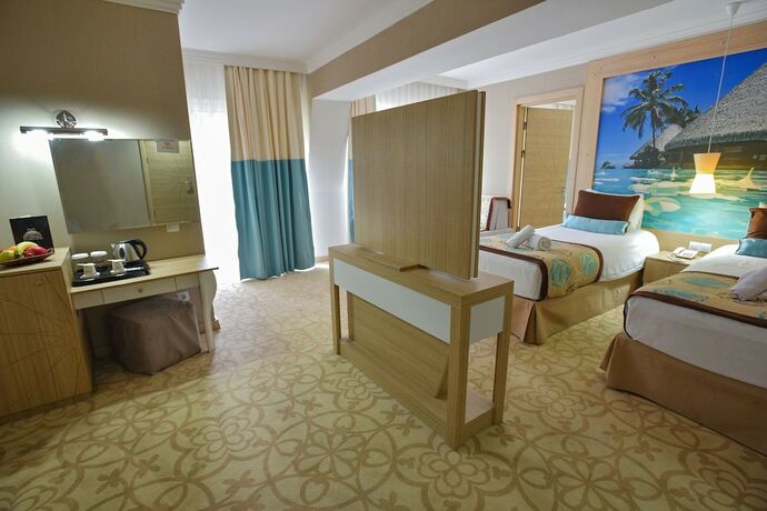 Imagen general del Hotel Izgrev Spa And Aqua Park. Foto 9