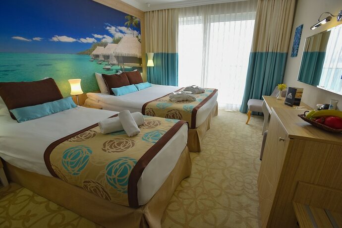 Imagen general del Hotel Izgrev Spa And Aqua Park. Foto 10