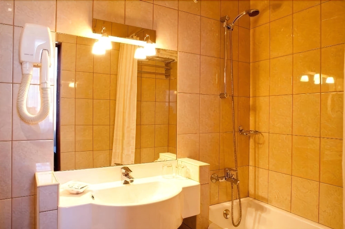 Imagen de la habitación del Hotel Izhora. Foto 10