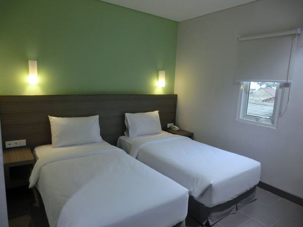 Imagen de la habitación del Hotel Izis. Foto 11